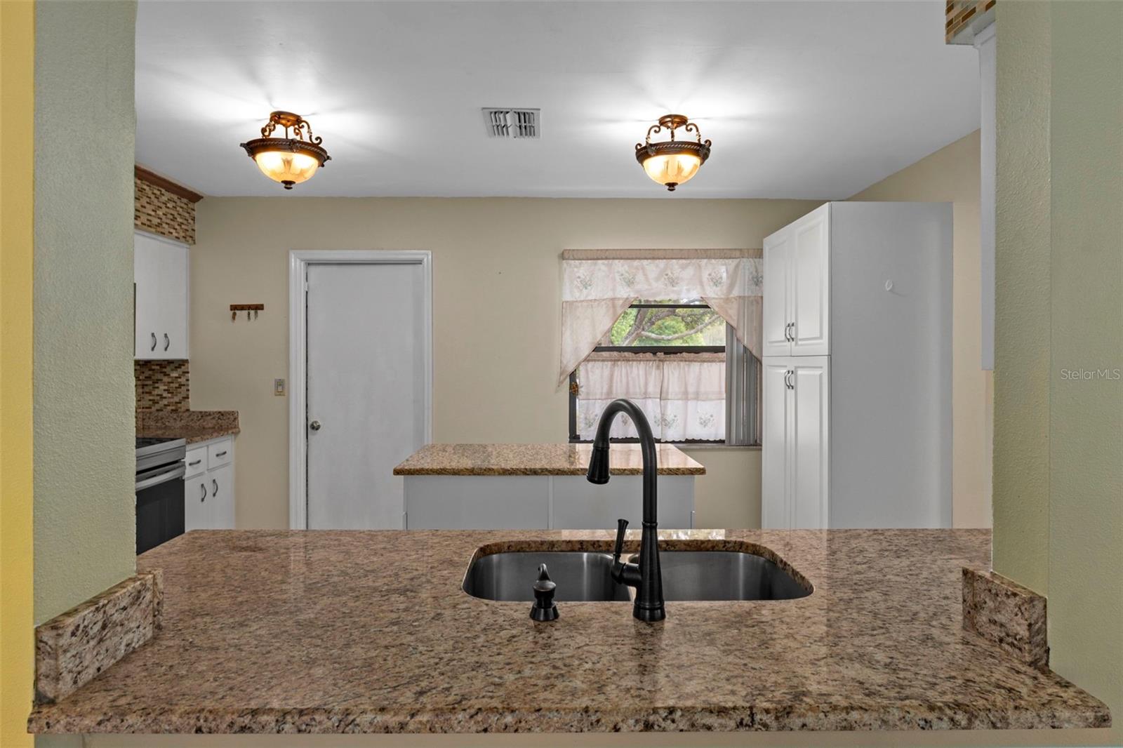 Image 14 of 39 For 5447 Abagail Drive