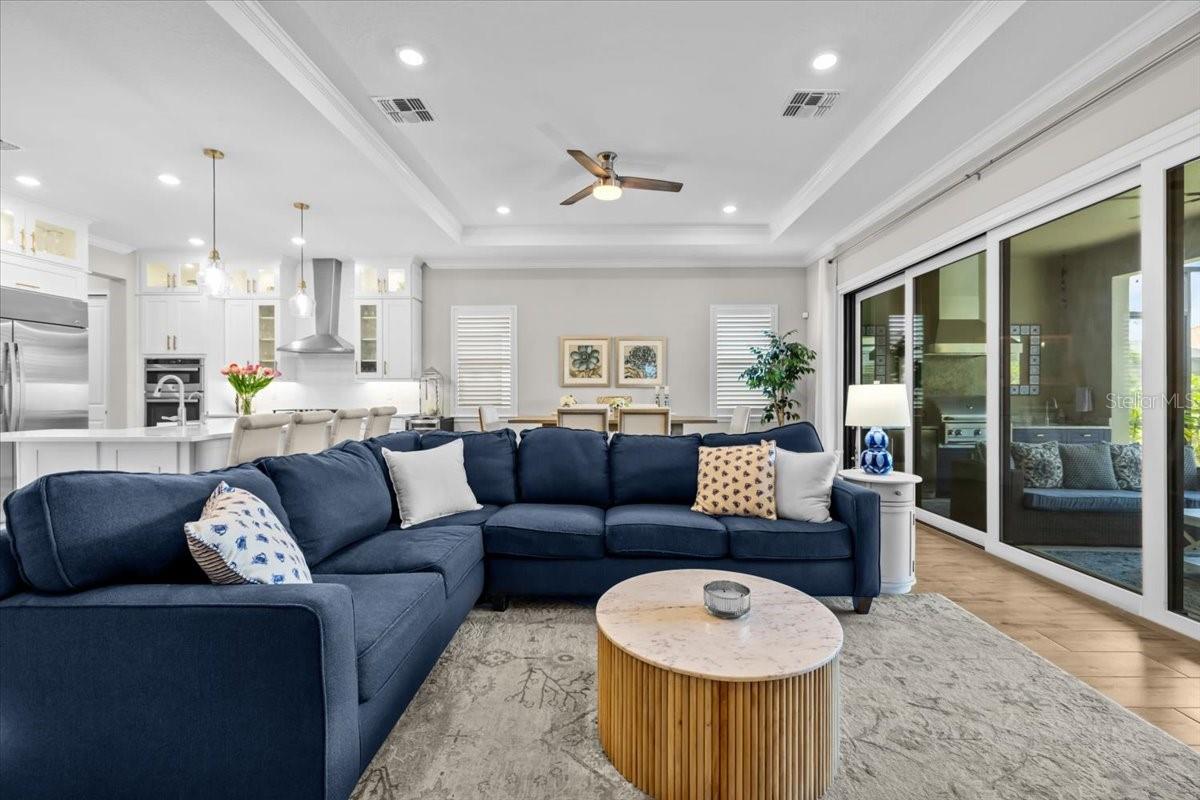 Image 11 of 47 For 2214 5th Street E