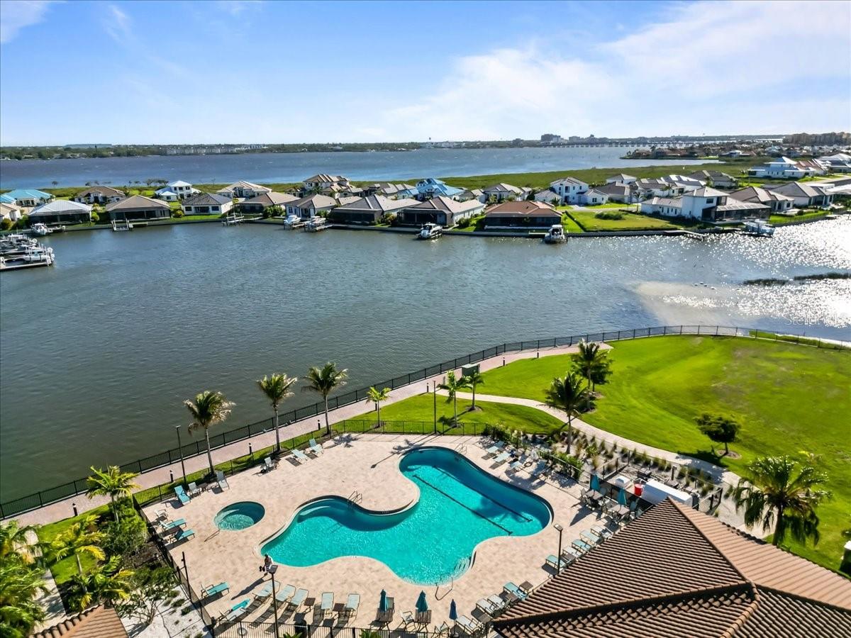 Image 40 of 47 For 2214 5th Street E