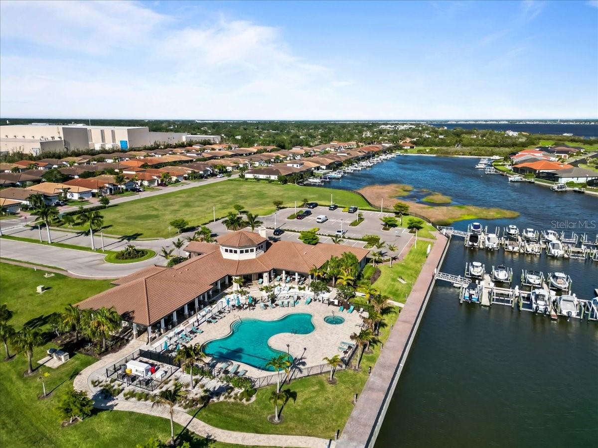 Image 43 of 47 For 2214 5th Street E