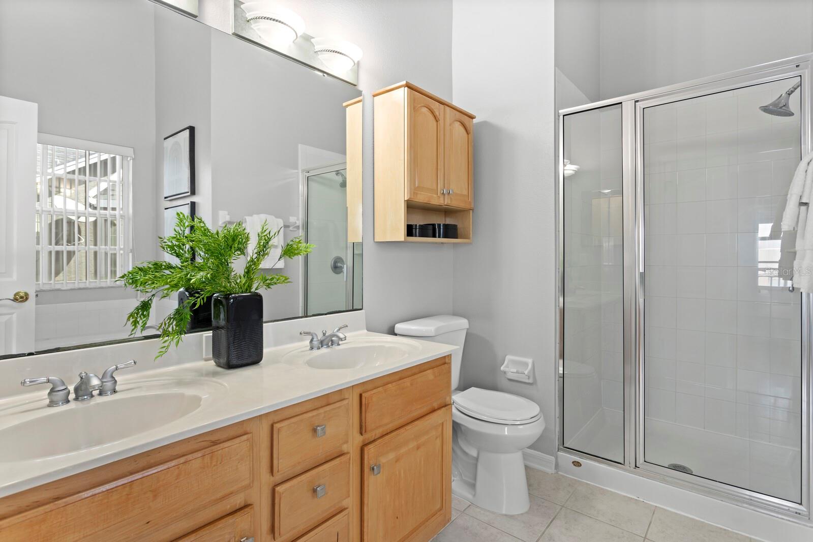 Listing photo id 9 for 1450 Harbour Walk Road