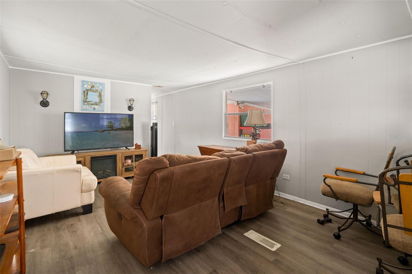 Image 9 of 35 For 29176 Heckleman Street