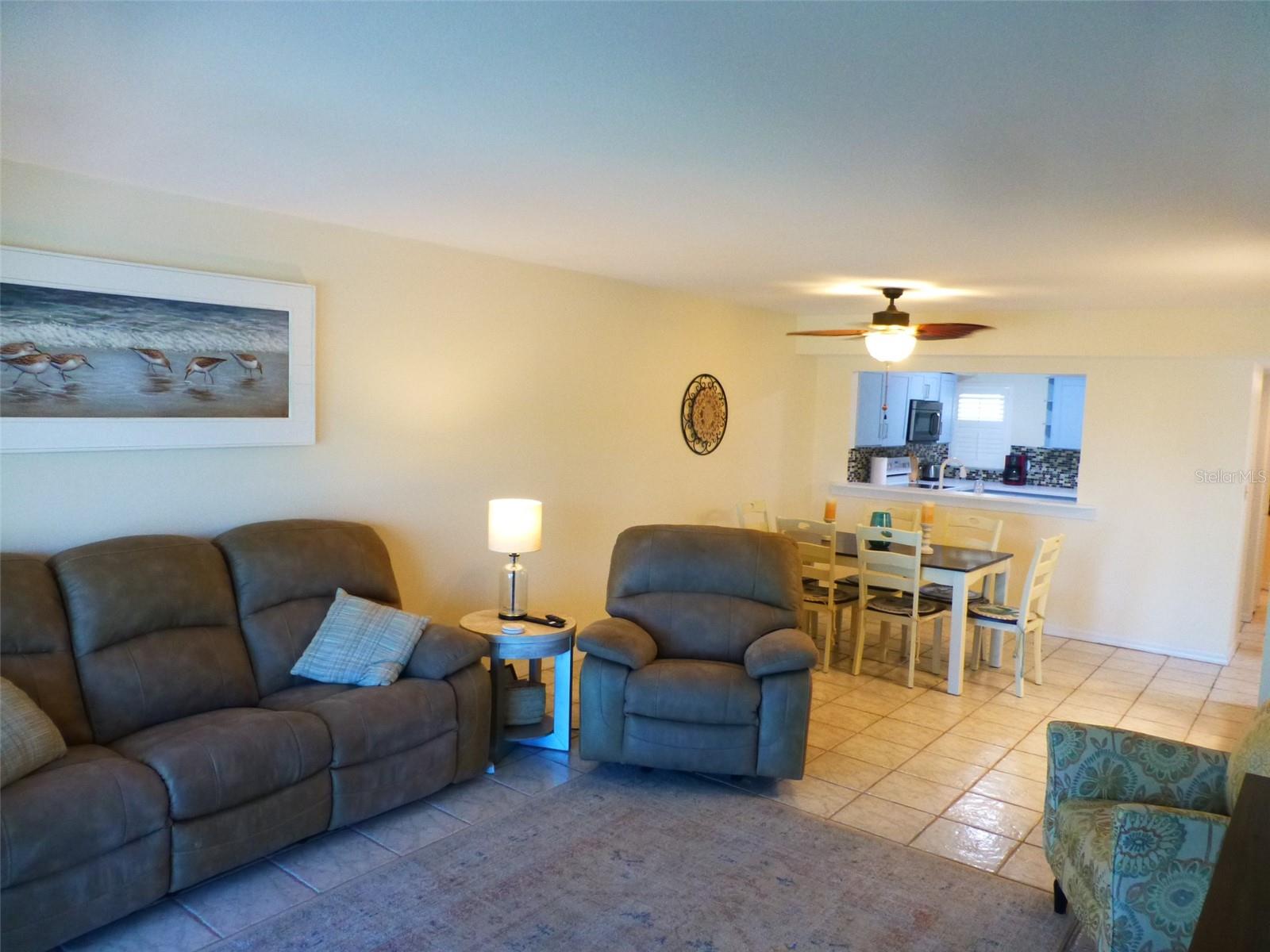 Image 12 of 42 For 5557 Sea Forest Drive 215