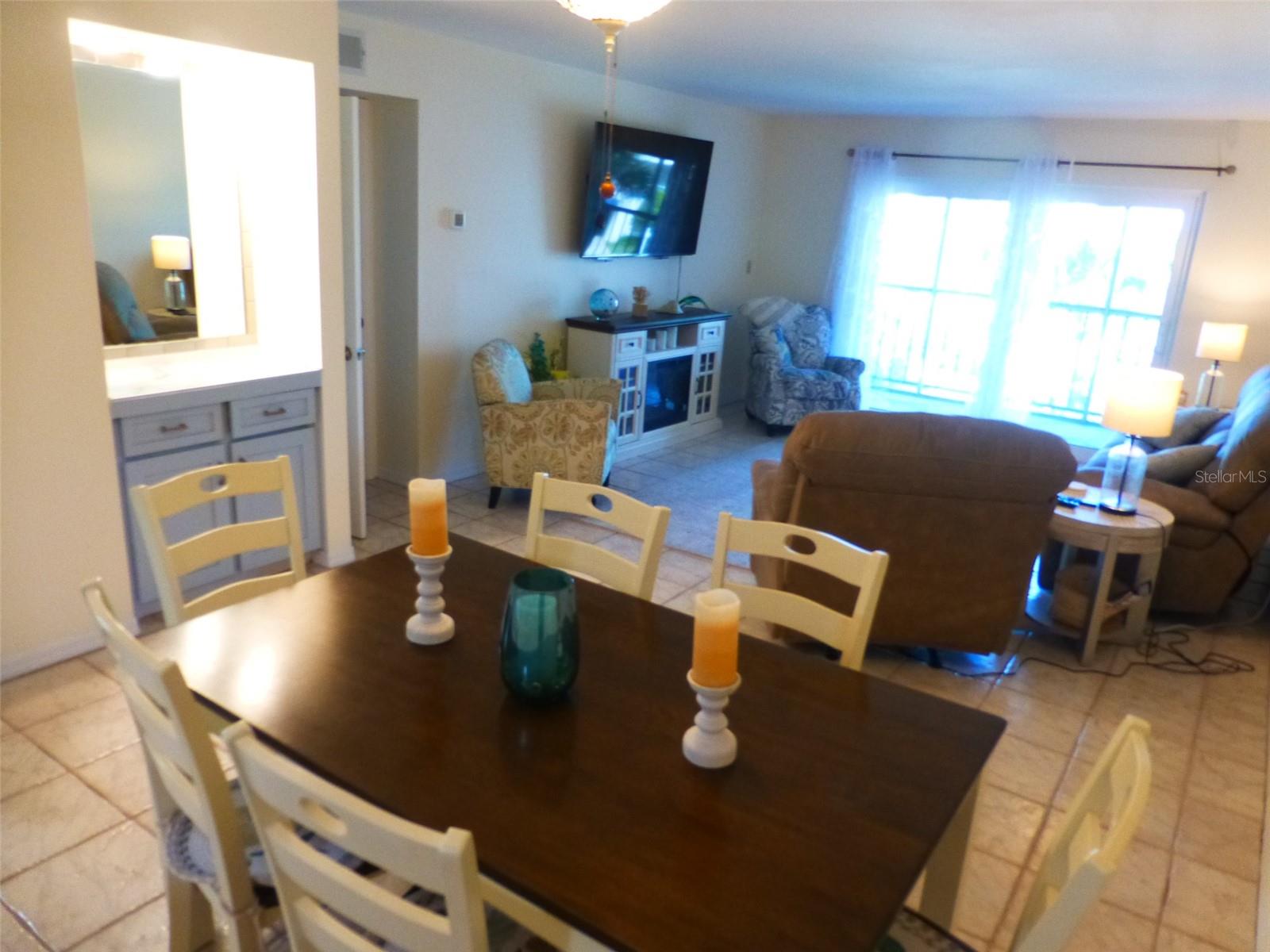 Image 13 of 42 For 5557 Sea Forest Drive 215