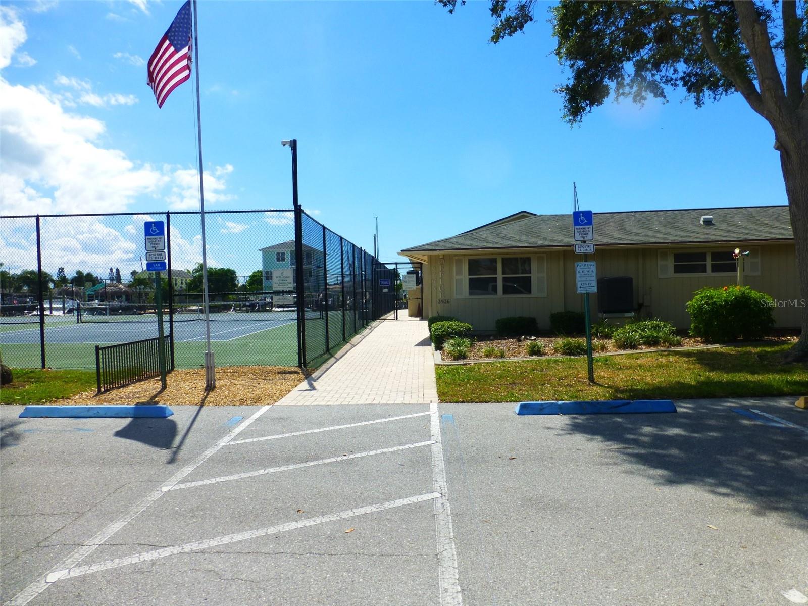 Image 37 of 42 For 5557 Sea Forest Drive 215