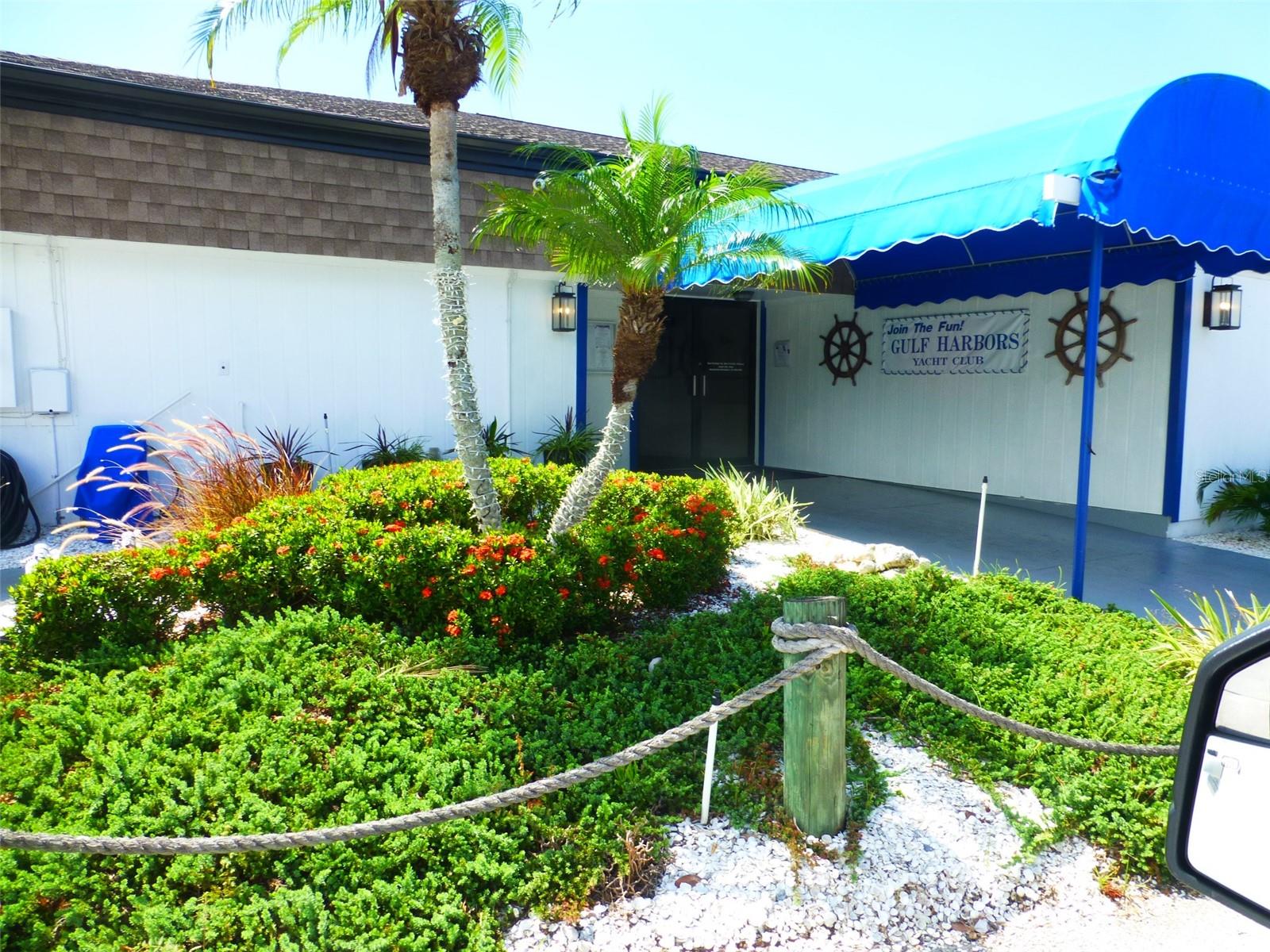 Image 38 of 42 For 5557 Sea Forest Drive 215