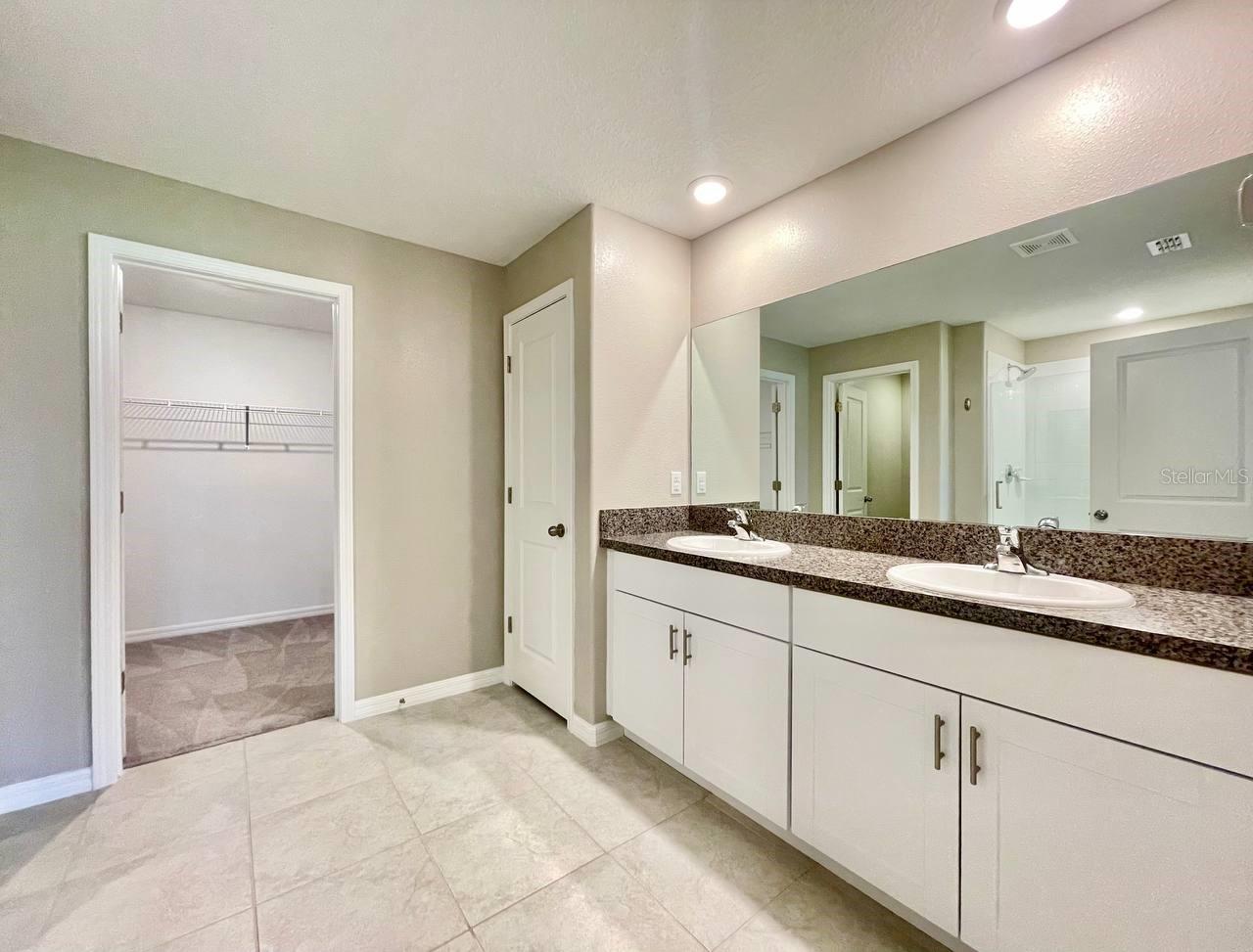 Image 31 of 36 For 12964 Wildflower Meadow Drive