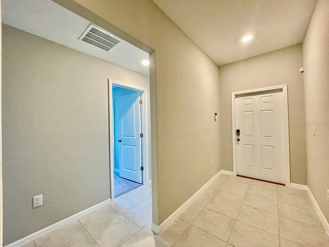 Image 4 of 36 For 12964 Wildflower Meadow Drive