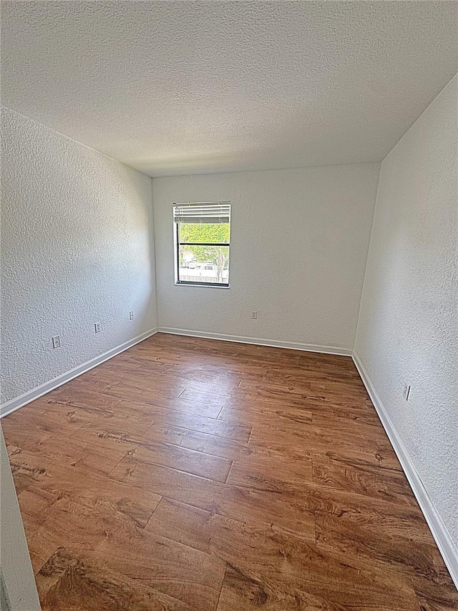 Image 24 of 35 For 12261 Sailwinds Drive 203