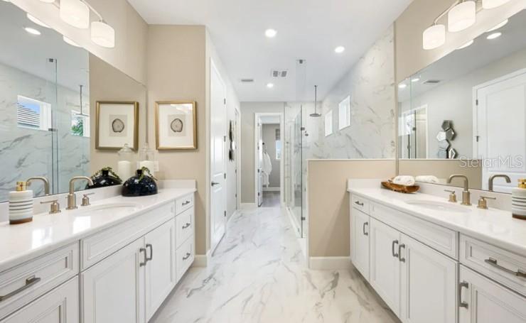 Image 17 of 19 For 11270 Kingly Lane