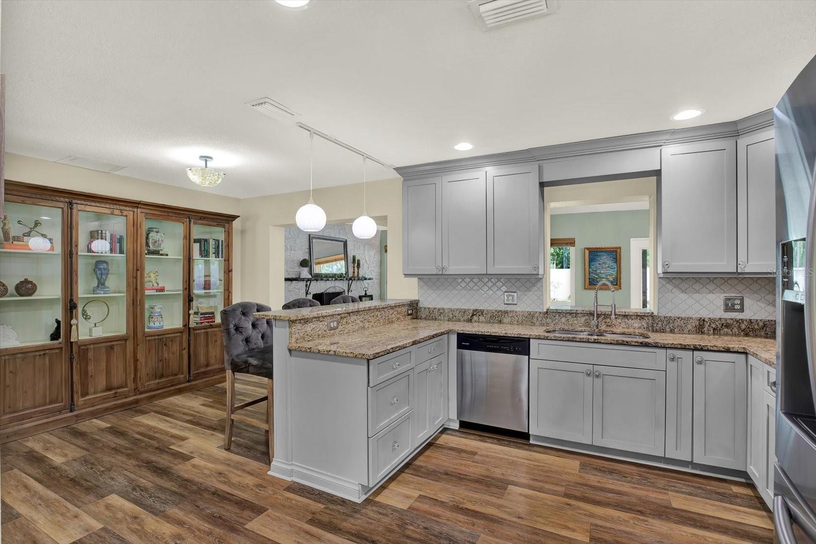 Image 13 of 45 For 2107 Kyra Drive