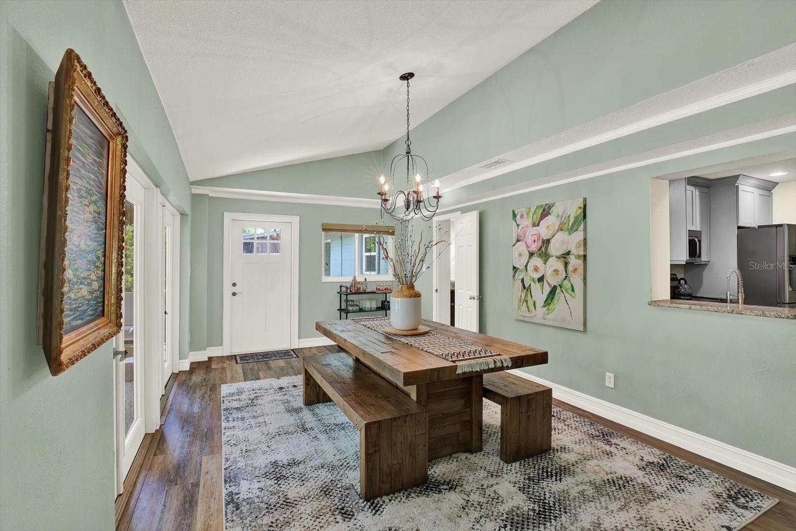 Image 18 of 45 For 2107 Kyra Drive