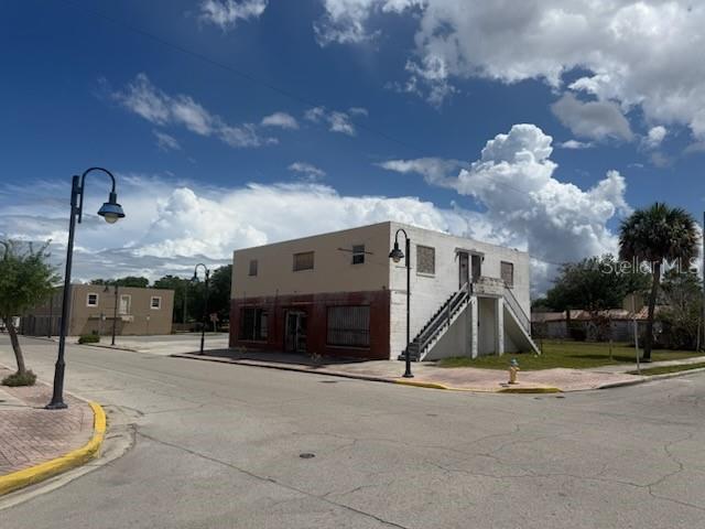 Image 7 of 7 For 351 Lincoln Avenue