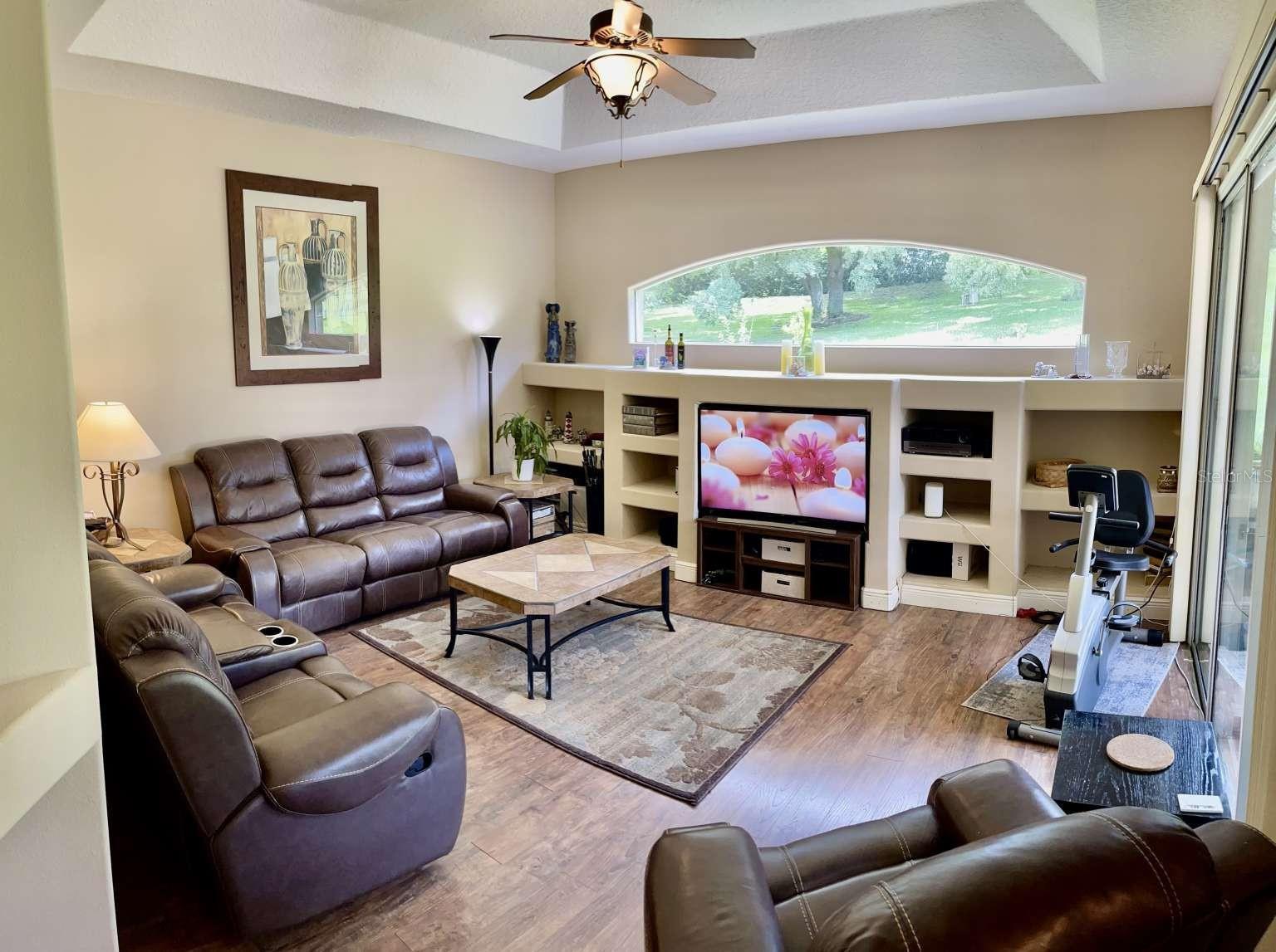 Image 12 of 24 For 16325 Magnolia Bluff Drive