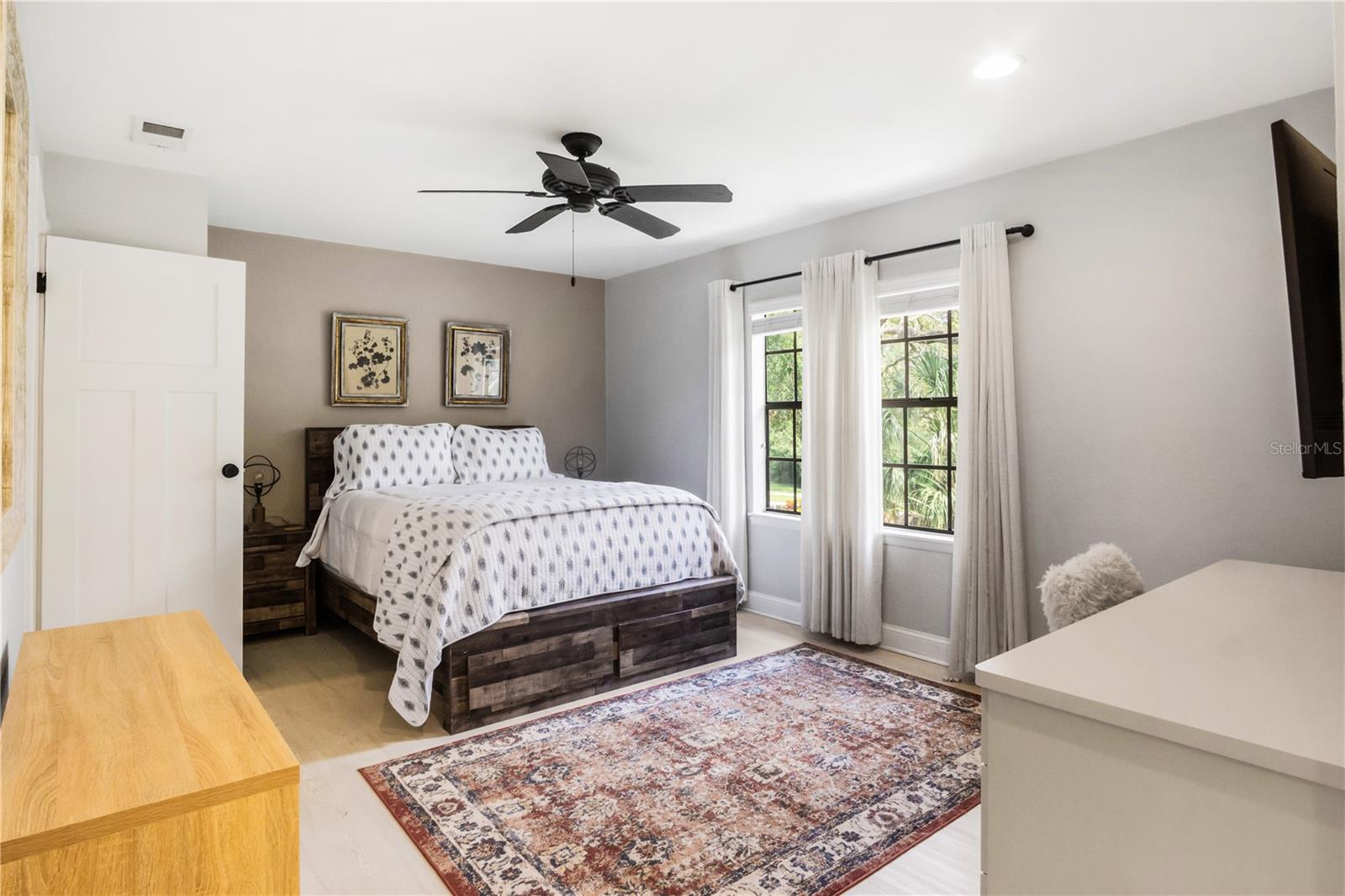 Image 11 of 22 For 1515 Bayshore Boulevard 33