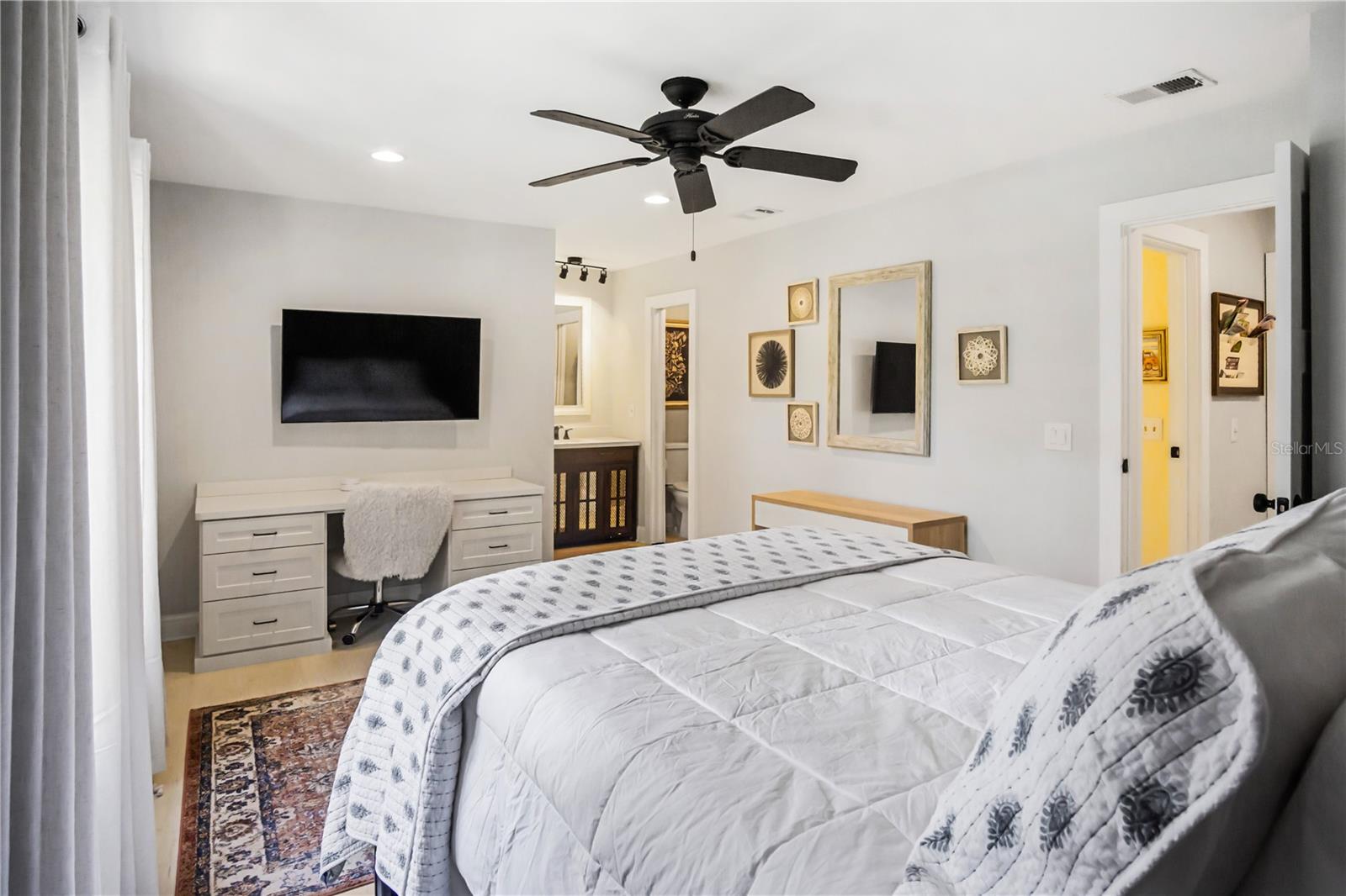 Image 12 of 22 For 1515 Bayshore Boulevard 33