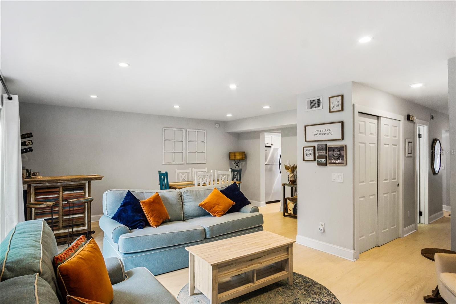 Image 8 of 22 For 1515 Bayshore Boulevard 33