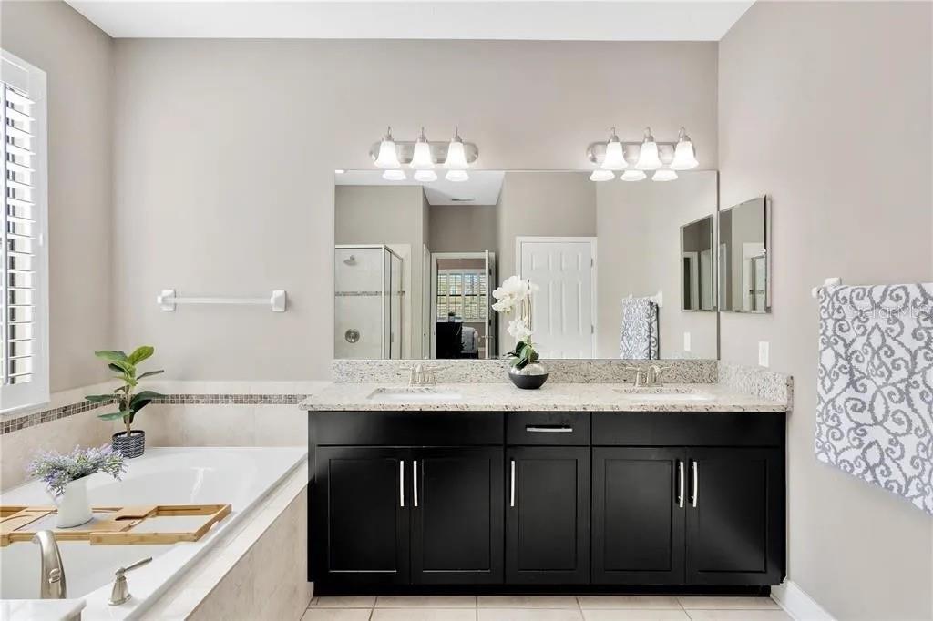 Image 14 of 25 For 1607 Feather Grass Loop