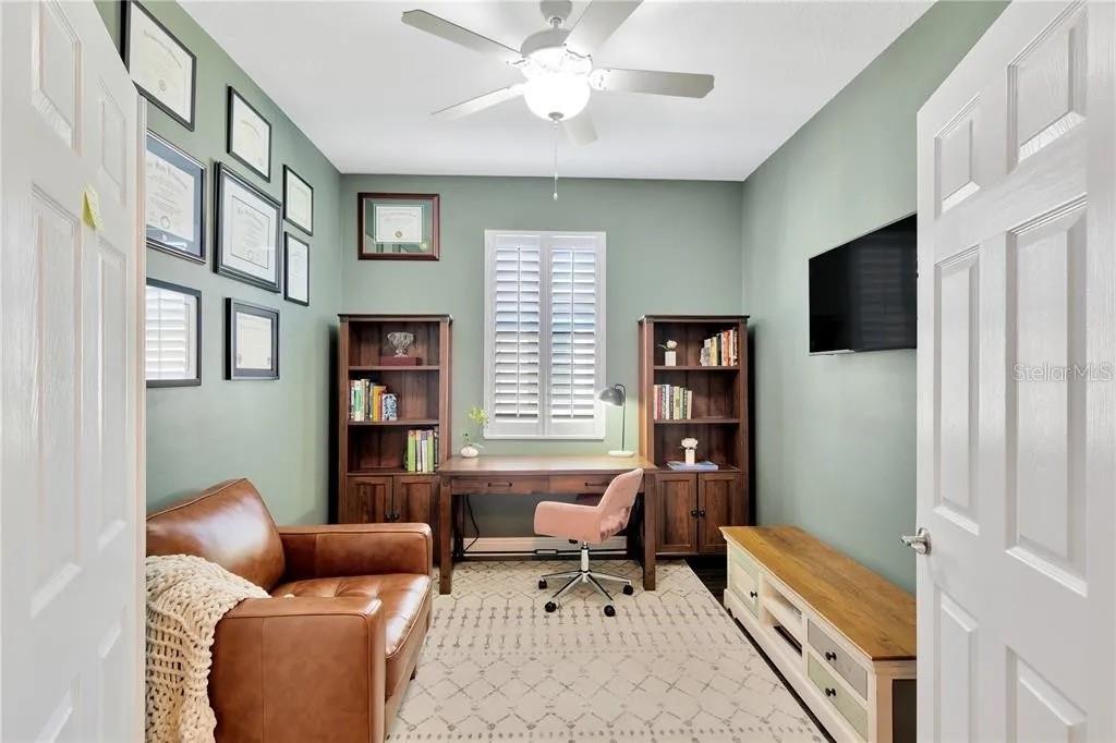 Image 17 of 25 For 1607 Feather Grass Loop