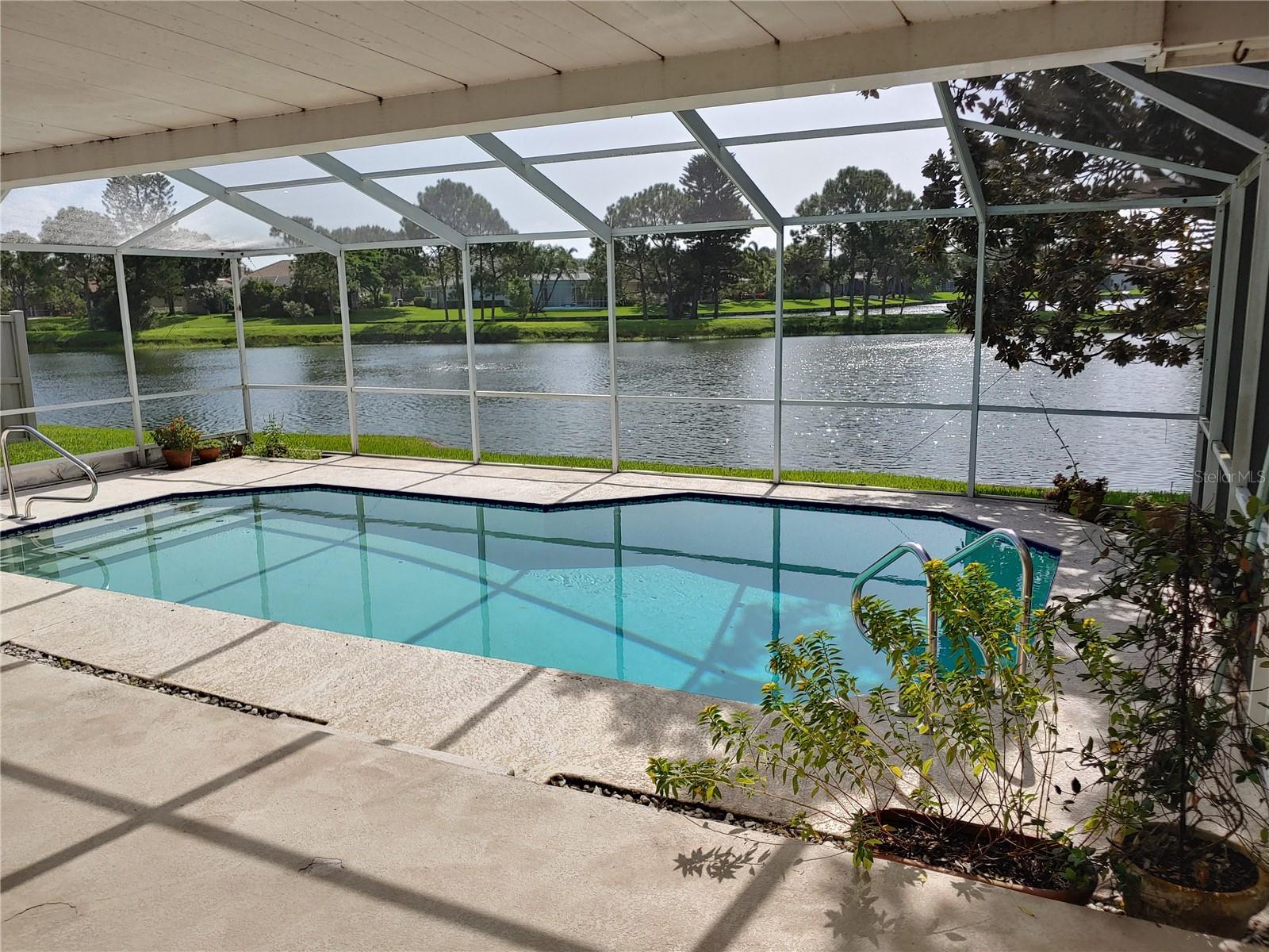 Image 2 of 18 For 525 Moreno Circle Ne