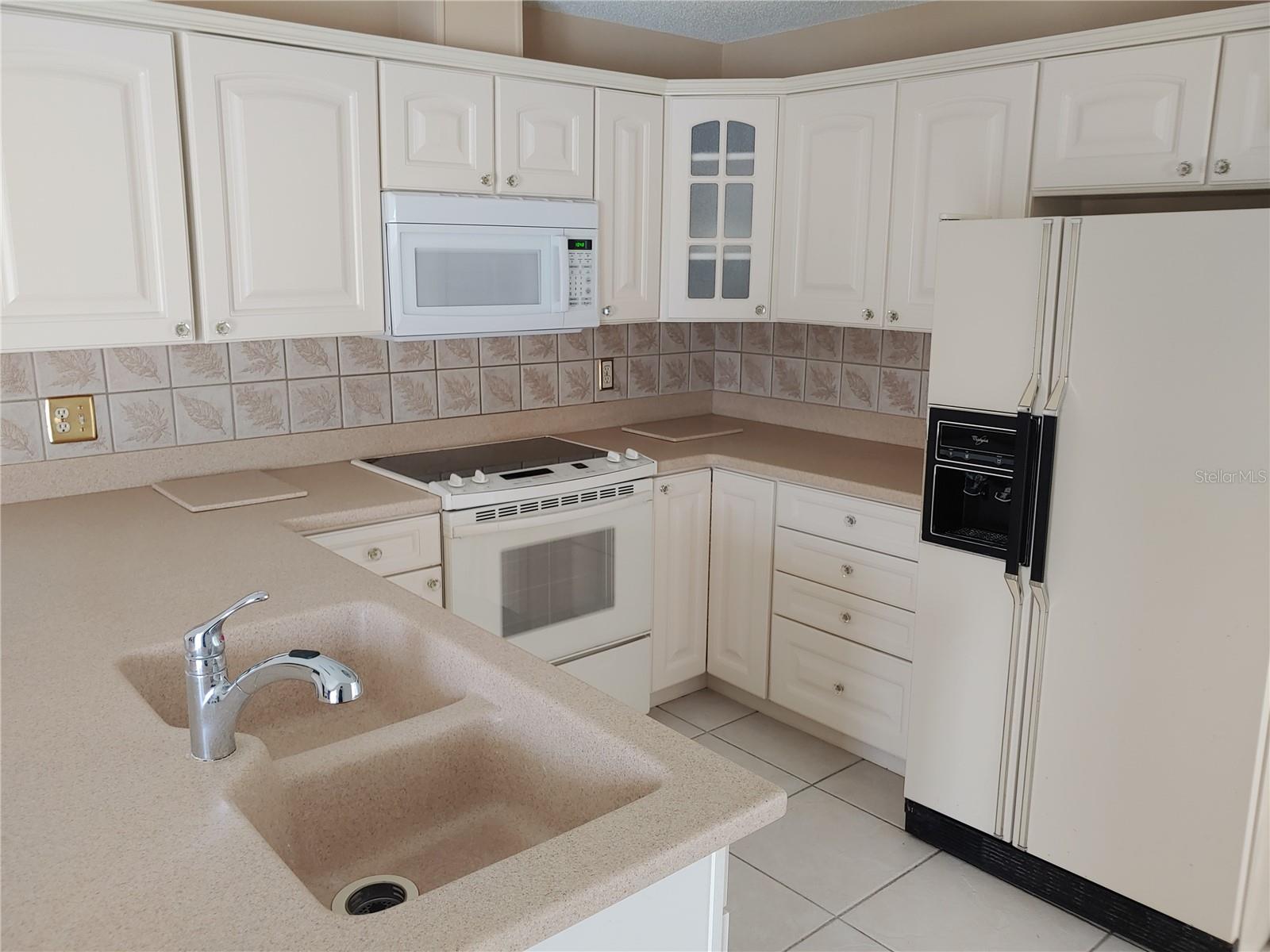 Image 8 of 18 For 525 Moreno Circle Ne