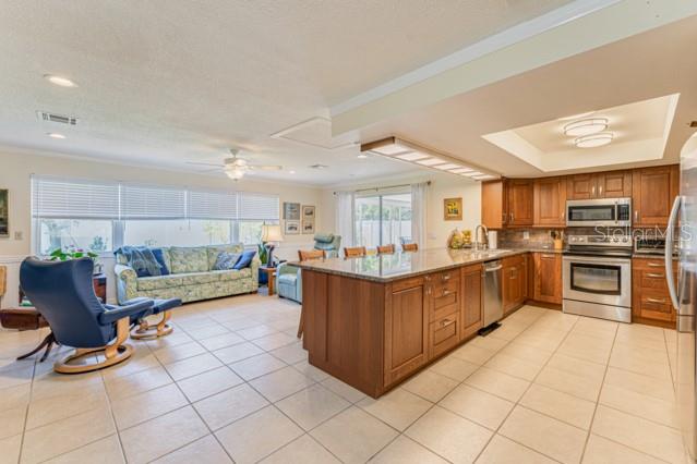 Image 12 of 43 For 13940 Joyce Drive