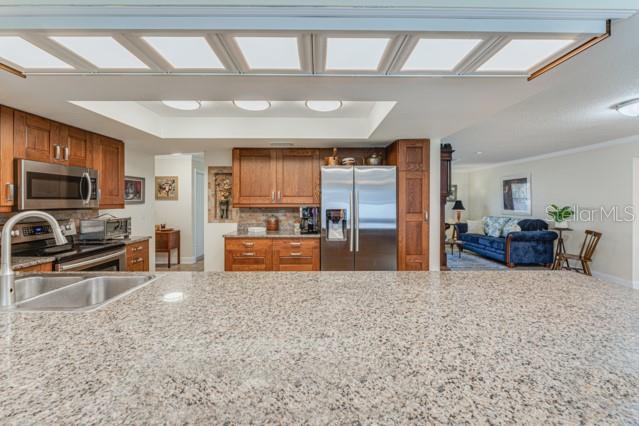 Image 15 of 43 For 13940 Joyce Drive