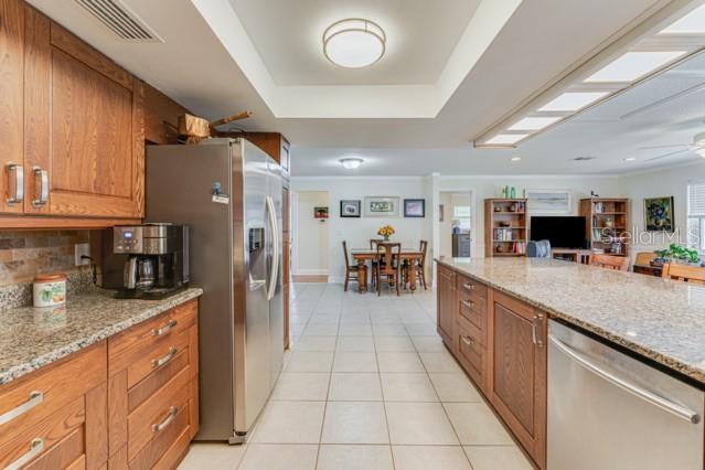 Image 18 of 43 For 13940 Joyce Drive