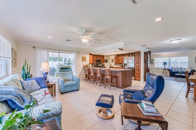 Image 21 of 43 For 13940 Joyce Drive