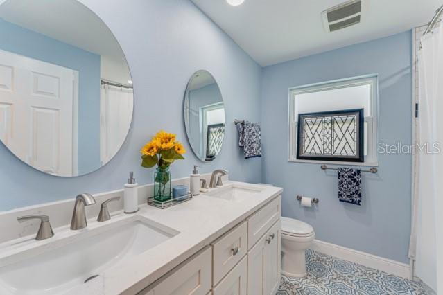 Image 26 of 43 For 13940 Joyce Drive