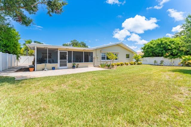 Image 37 of 43 For 13940 Joyce Drive