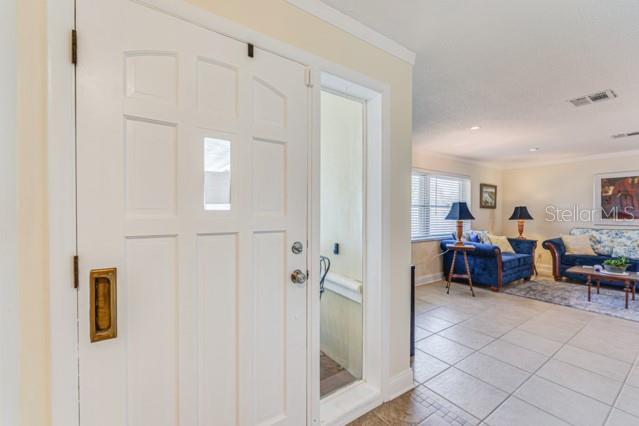 Image 4 of 43 For 13940 Joyce Drive