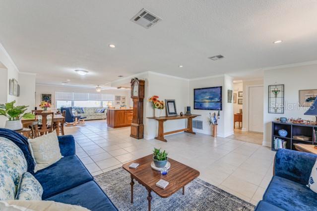 Image 8 of 43 For 13940 Joyce Drive