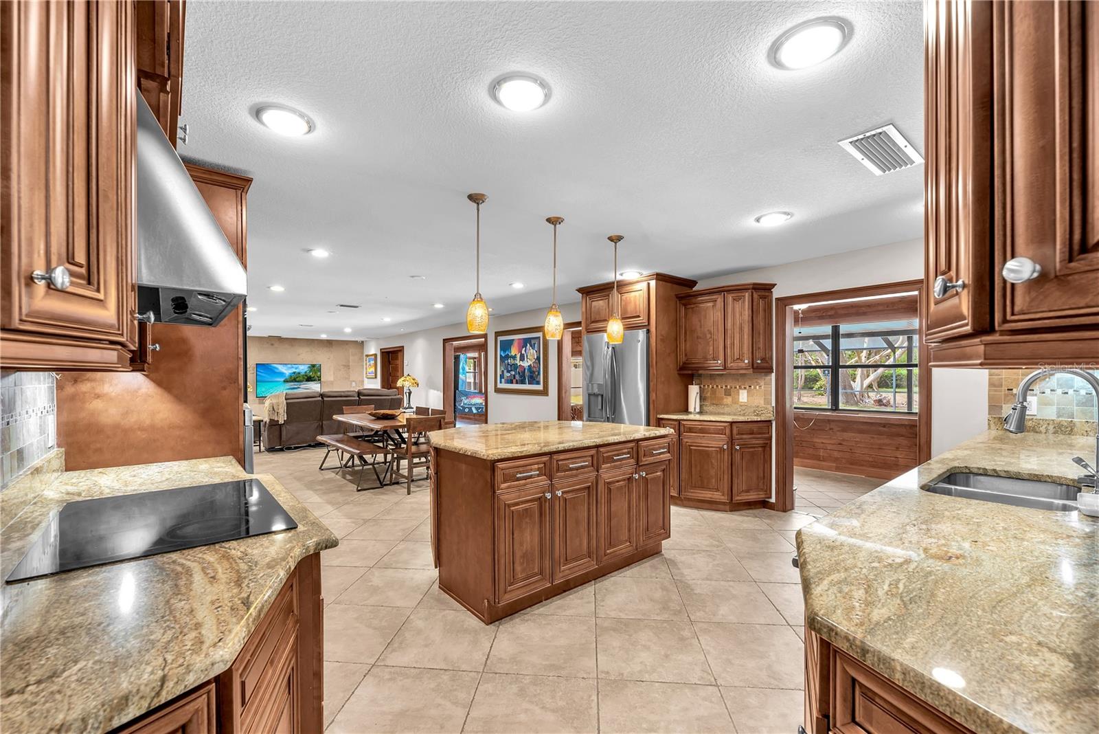 Image 4 of 55 For 11209 Donneymoor Drive