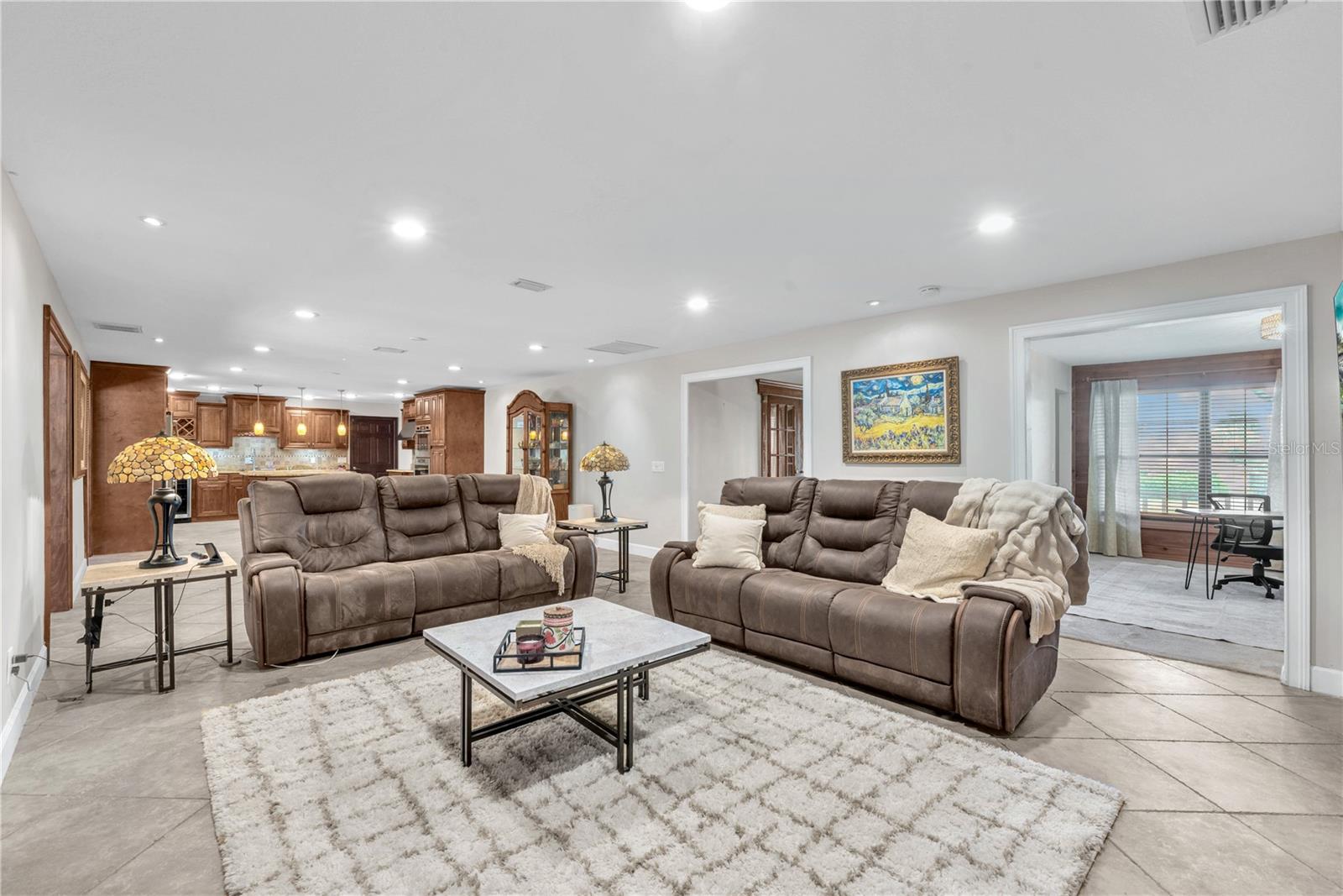 Image 9 of 55 For 11209 Donneymoor Drive