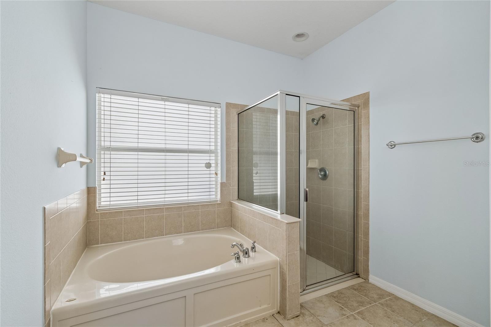 Image 11 of 25 For 8840 Cameron Crest Drive