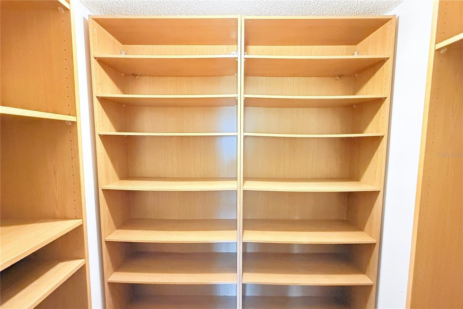 Image 16 of 46 For 3201 Bartlett Street