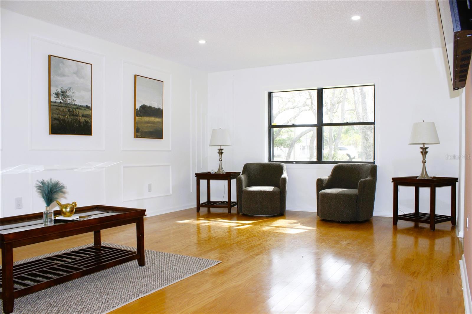 Image 4 of 46 For 3201 Bartlett Street