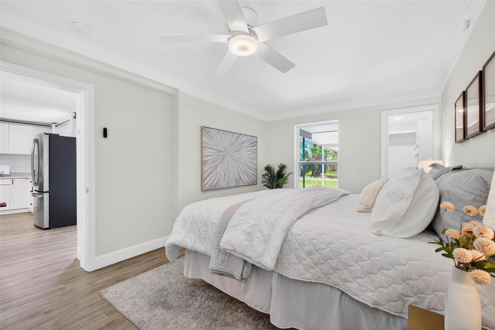 Image 18 of 30 For 760 71st Avenue N