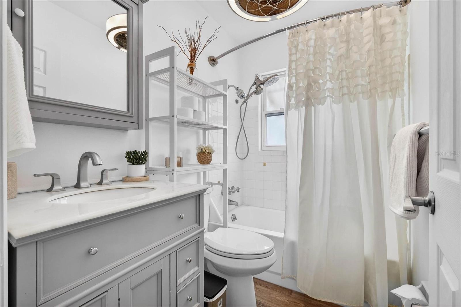 Image 23 of 30 For 760 71st Avenue N