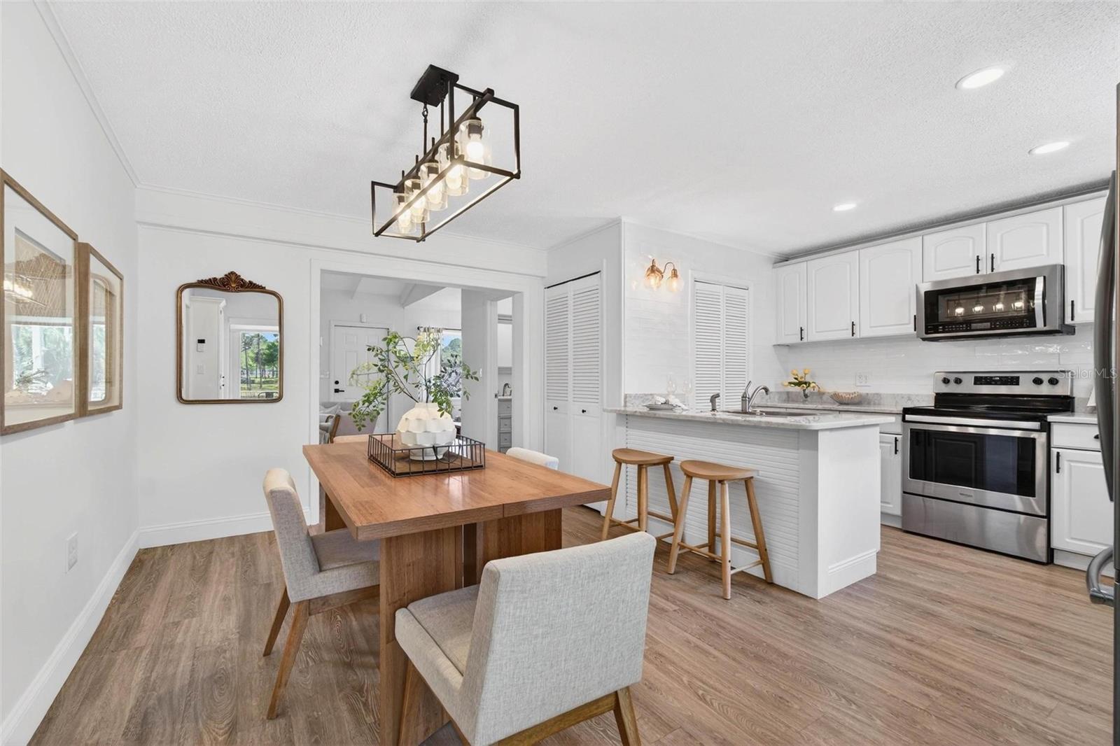 Image 6 of 30 For 760 71st Avenue N