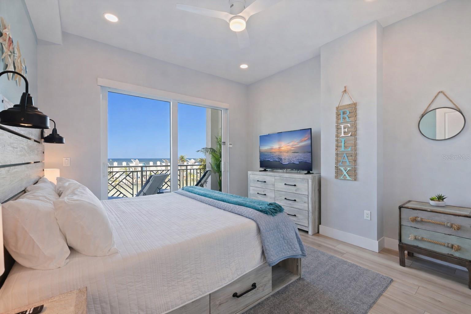 Image 14 of 41 For 300 150th Avenue 409