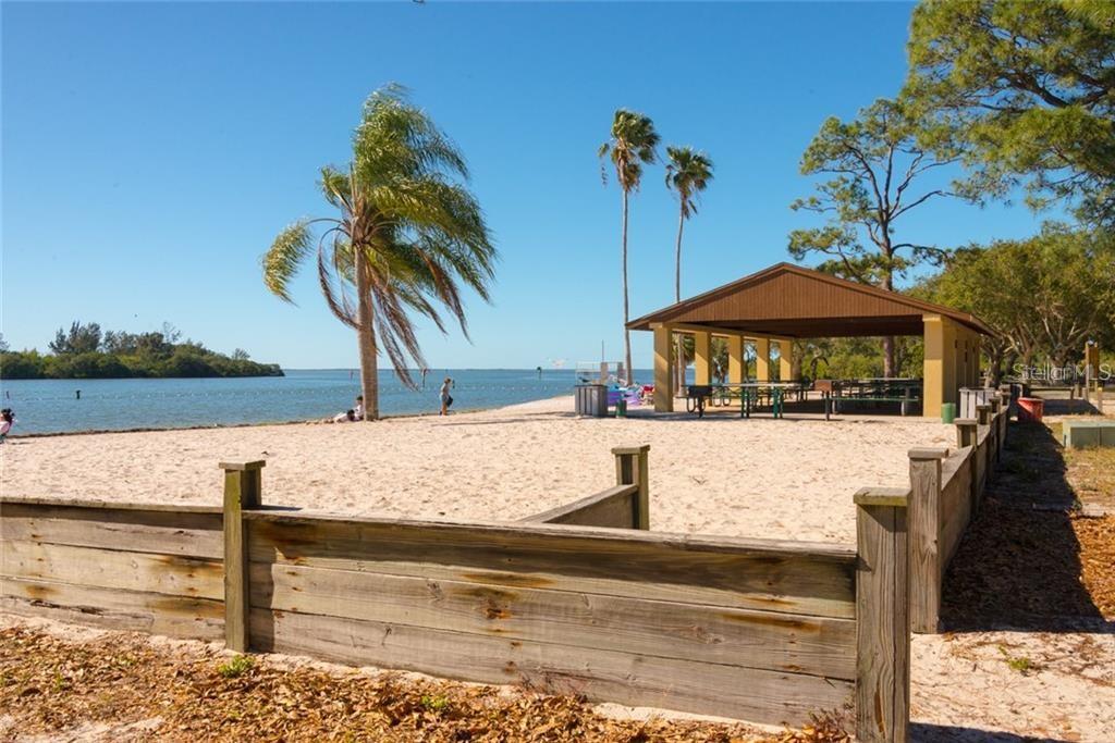 Image 14 of 24 For 9981 Eagles Point Circle 4