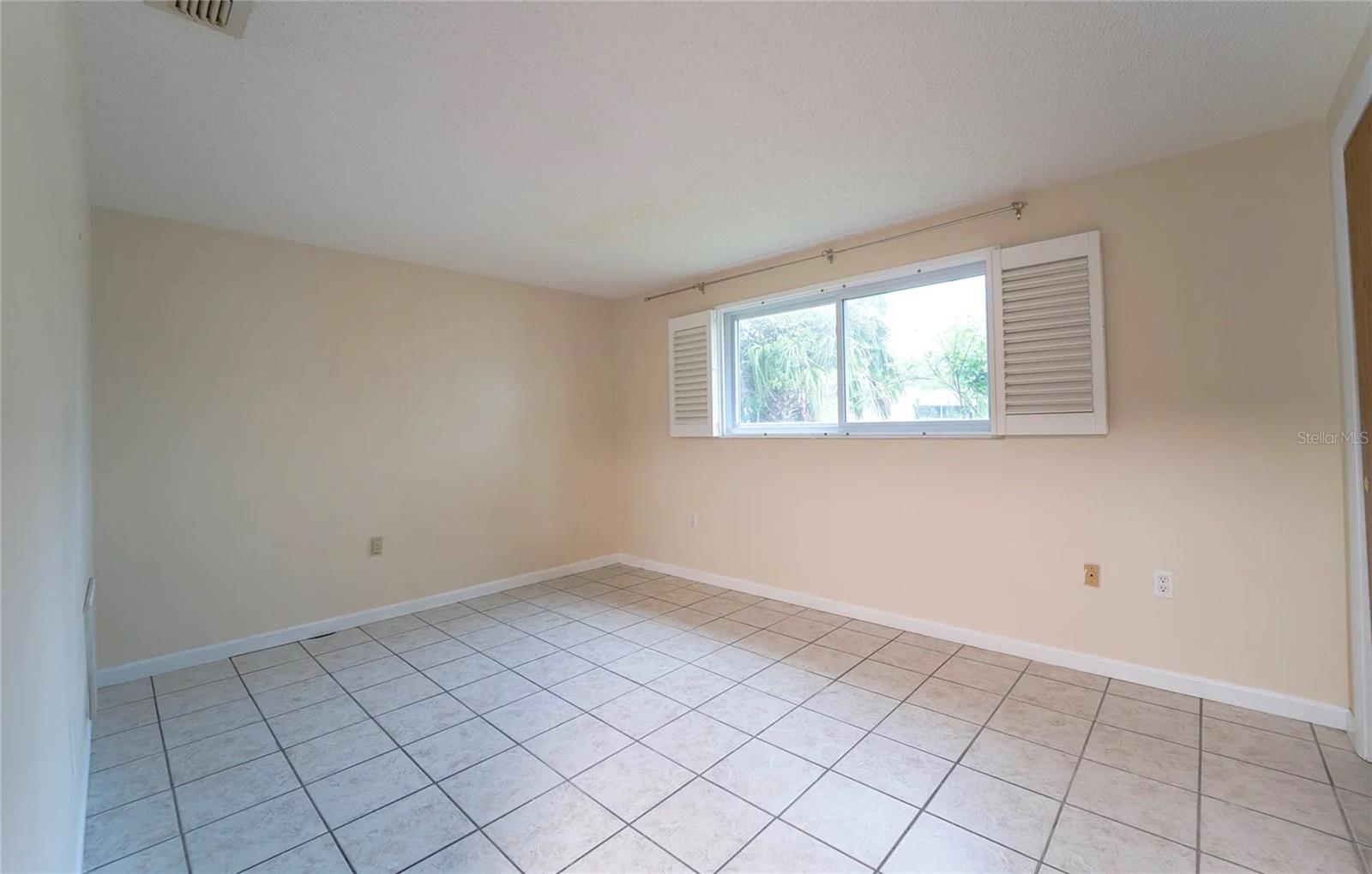 Image 15 of 26 For 7713 Heather Street