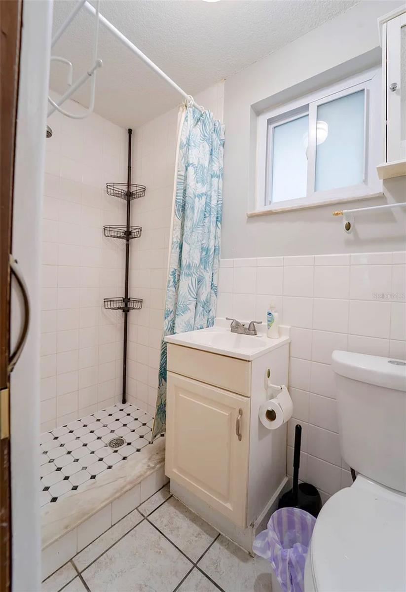 Image 21 of 26 For 7713 Heather Street