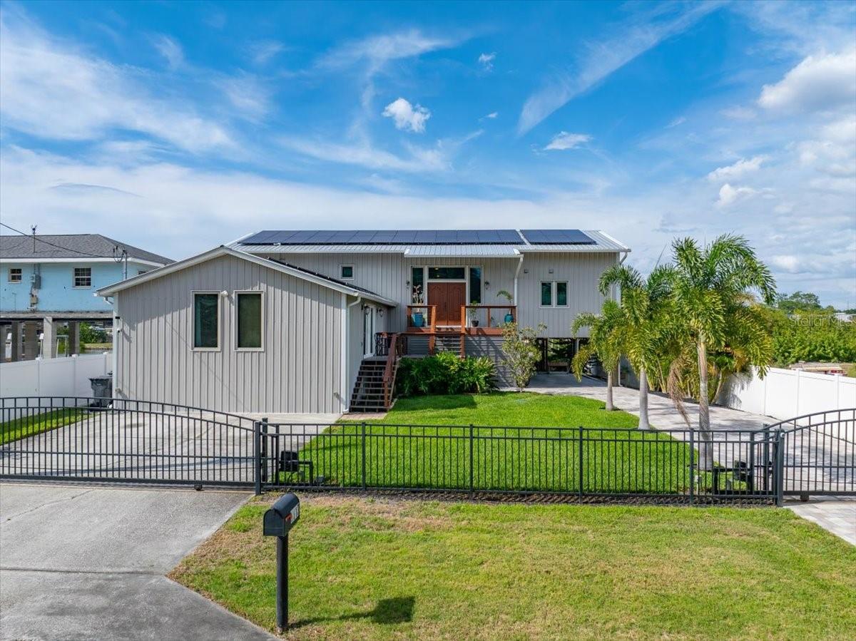 Details for 8813 Lagoon Street, TAMPA, FL 33615