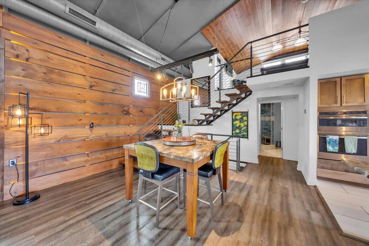 Image 13 of 50 For 8813 Lagoon Street