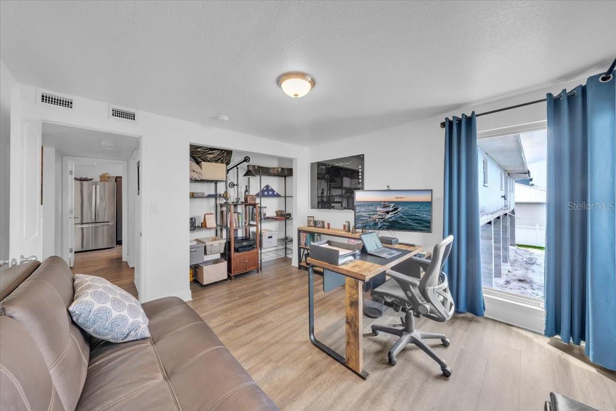 Image 29 of 50 For 8813 Lagoon Street