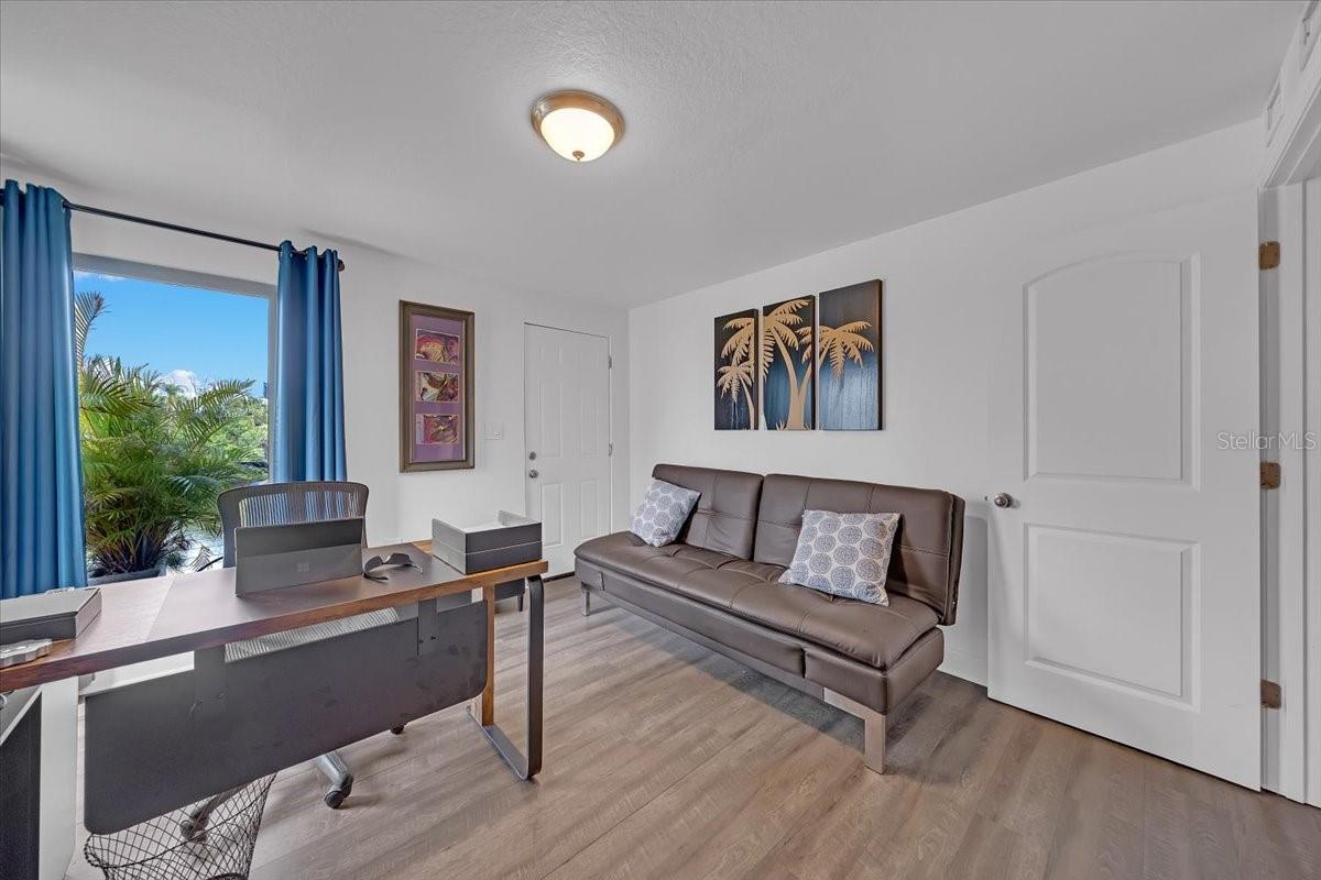 Image 30 of 50 For 8813 Lagoon Street