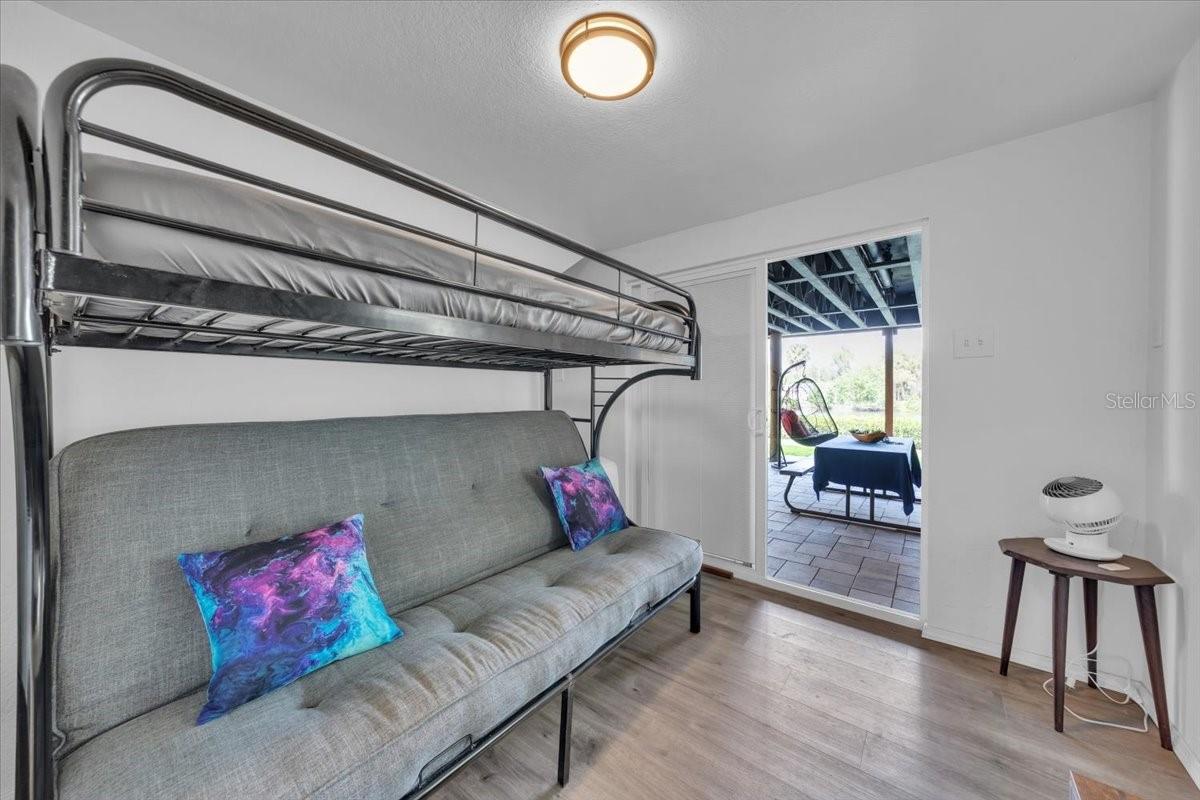 Image 32 of 50 For 8813 Lagoon Street